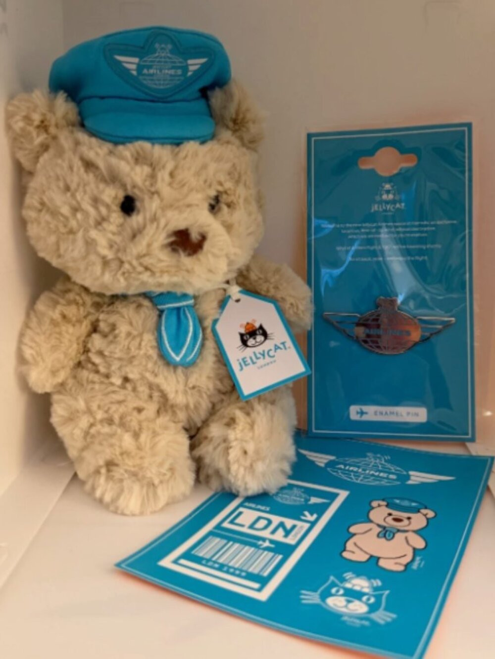 Jellycat Jellycat Airlines Harrods Bartholomew Bear Junior Pilot Pin Sticker Bag